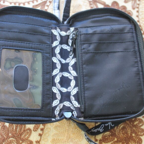 Vera Bradley Small Wristlet w/cardholder, slip for cash - Picture 4 of 7